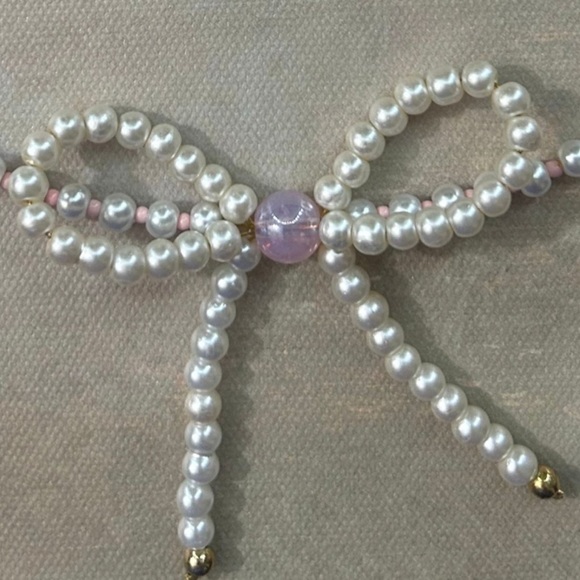 Handmade Pearl Bow Necklace - Picture 2 of 3